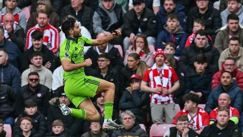 Raúl Jiménez entra al top 5 de goleadores históricos del Fulham