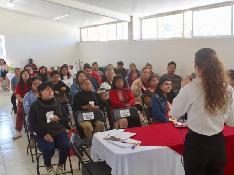 Capacita SECTUR a prestadores de servicios turísticos en Altotonga