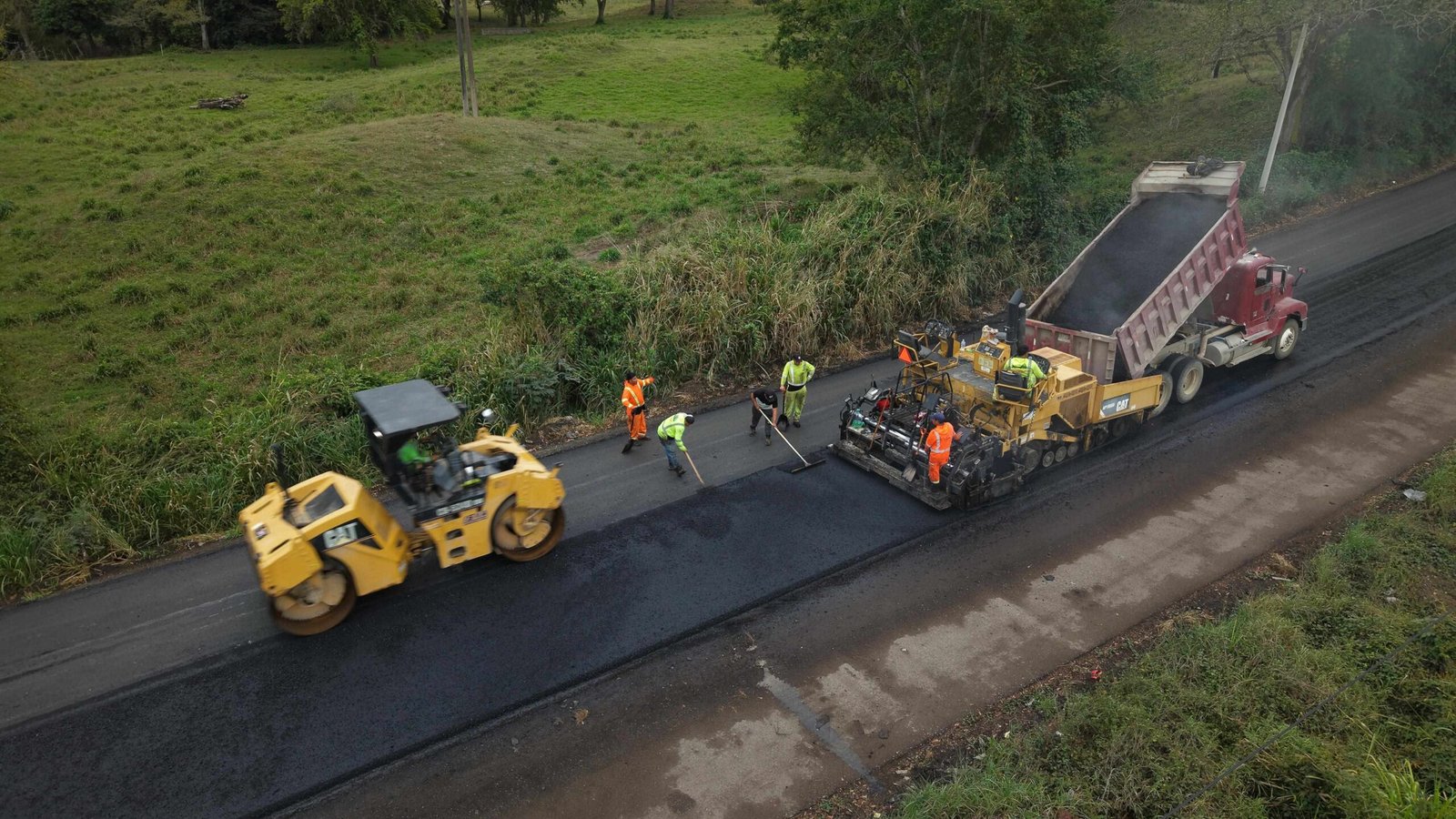 Modernización de vías estatales mejora conectividad y dinamiza economía regional: Rocío Nahle