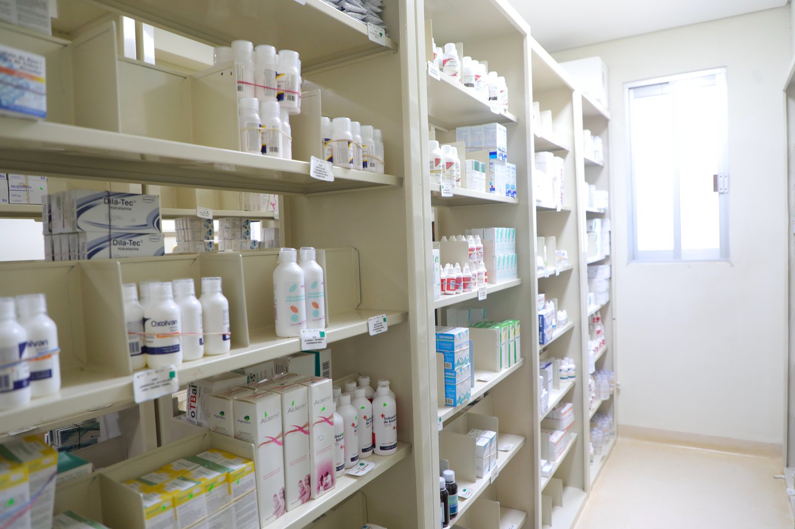 Veracruz refuerza abasto en zona serrana sur con más de 26 mil medicamentos