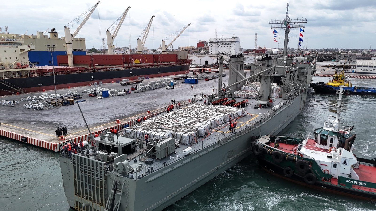 Gobierno de México envía nuevo cargamento de ayuda humanitaria al pueblo de Cuba, a través de dos buques de la Armada de México