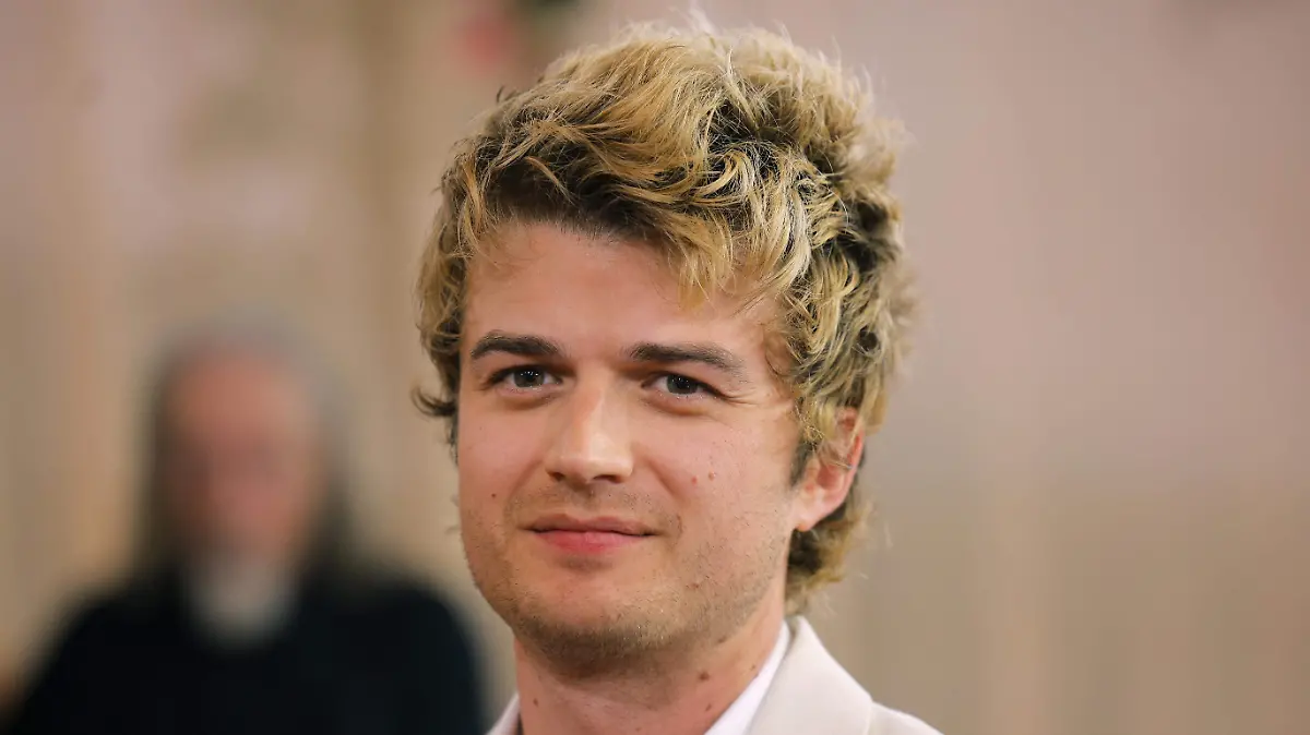 ¿Por qué se habla tanto de la película “Alerta extinción”, que protagoniza Joe Keery?