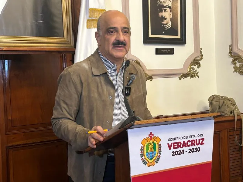 Evitar chismes, vender Avon o llevar comida con fuerte olor pide Ahued en Código de Conducta