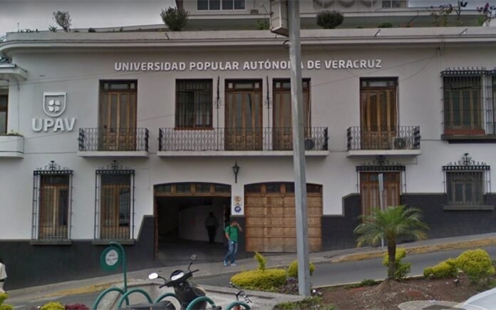 Inicia pago de adeudos a coordinadores y personal administrativo de la UPAV