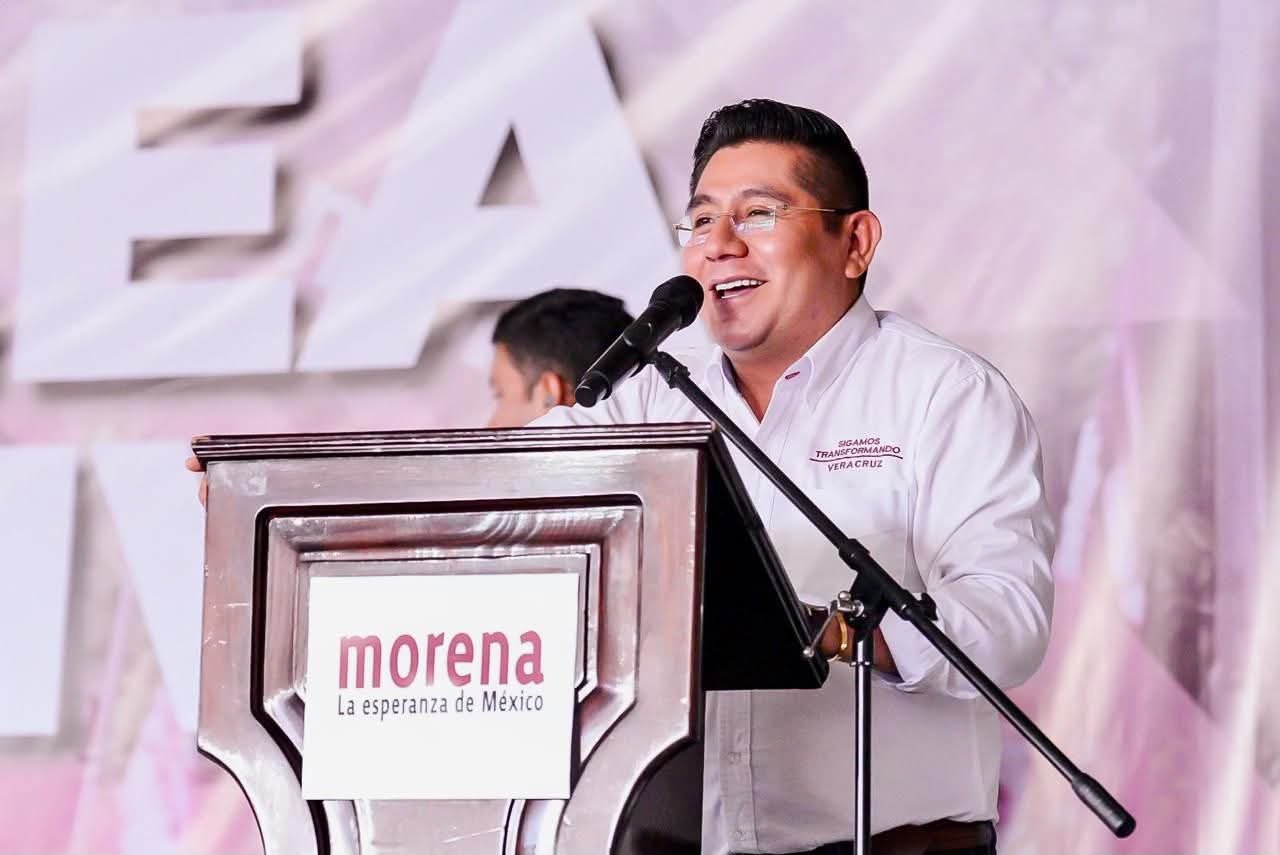 Dirigente de MORENA niega que se obligue a alcaldes a unirse al partido