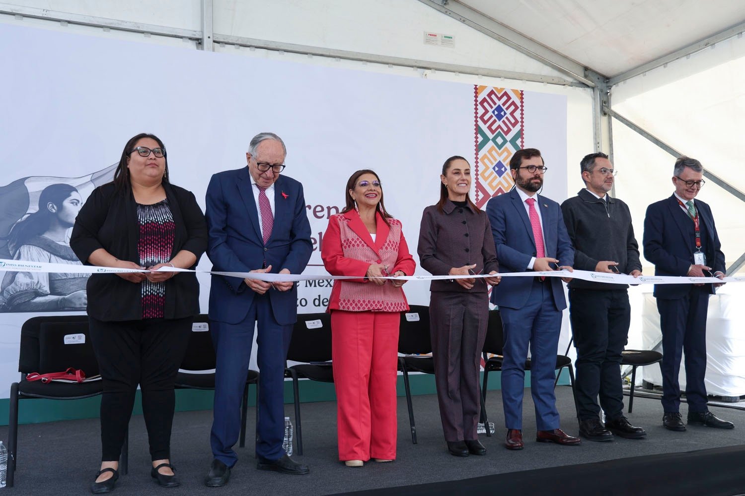 Presidenta Claudia Sheinbaum inaugura Hospital Oncológico para la Mujer de la CDMX del IMSS Bienestar, que atenderá a 500 mil mujeres al año