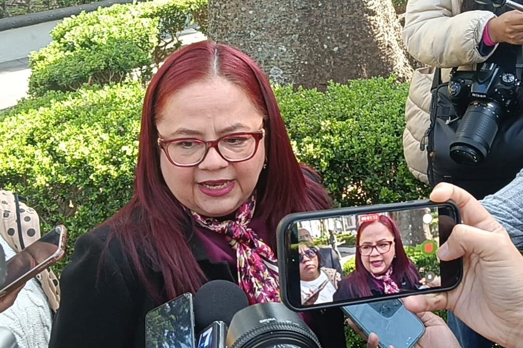 Alcaldesa de Xalapa anuncia contratación de más elementos de seguridad