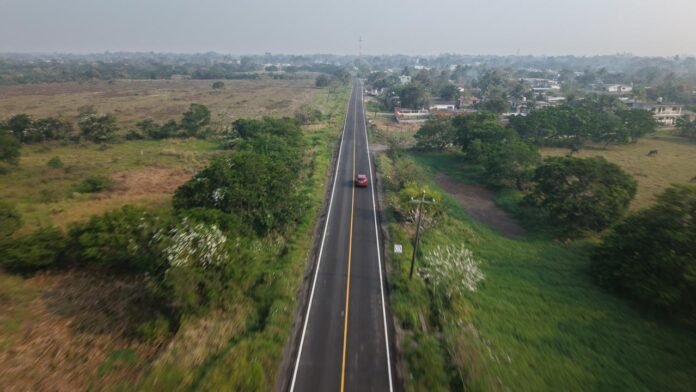 Veracruz lanza 10 licitaciones de carreteras para 2026: Nahle