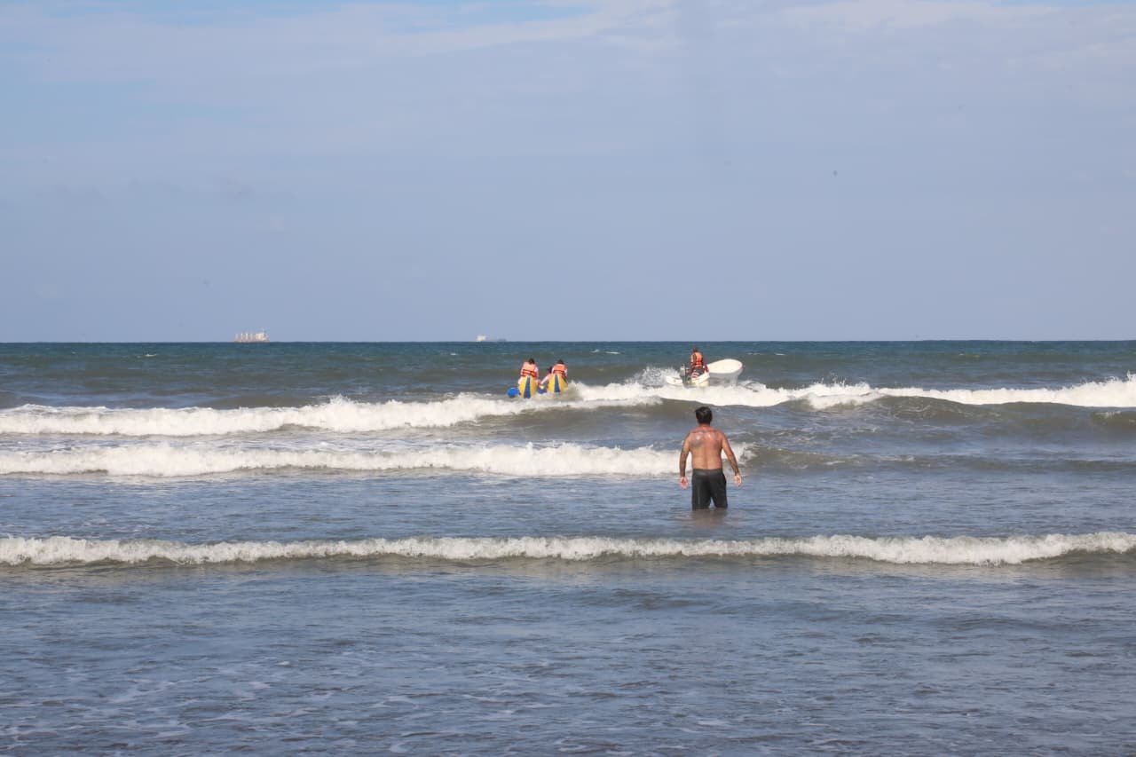 En buen estado playas del puerto; PMA intensifica monitoreo por afluencia turística