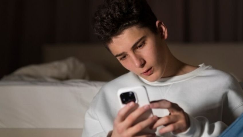 Instasoledad: ¿por qué te sientes solo aunque tienes más amigos que nunca?