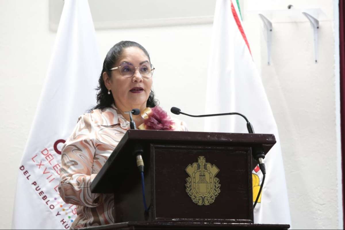 Pese a carteles sobre tiroteos en Xalapa y Coatepec, SEV asegura que clases continúan normales