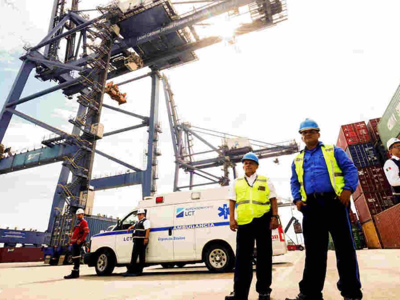 Puertos de Lázaro Cárdenas y Manzanillo invierten 900 mdd