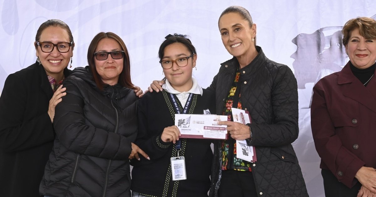Gobierno de Sheinbaum inicia entrega de becas educativas con inversión histórica