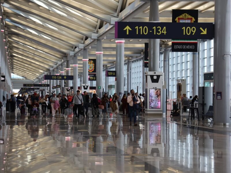 AIFA recibe más de 160 mil pasajeros en Semana Santa: presidenta Sheinbaum