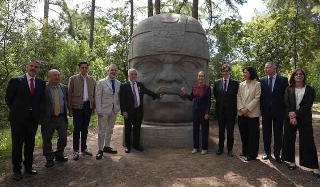 Presidenta visita el Centro Nacional de Supercomputación de Barcelona en el marco de colaboración para el desarrollo de Coatlicue