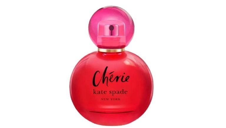 El perfume que no pasa desapercibido en verano y que huele demasiado femenino