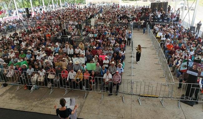 Supervisa Presidenta Claudia Sheinbaum Centro de Salud Tenango de Doria del IMSS Bienestar en Hidalgo; hay 80% de abasto en medicamentos