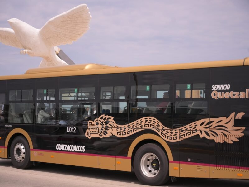 “Quetzalli” en Coatzacoalcos: Gobernadora Rocío Nahle Aclara que Servicio es Paralelo a Concesionarios y Busca Mejorar el Transporte Público