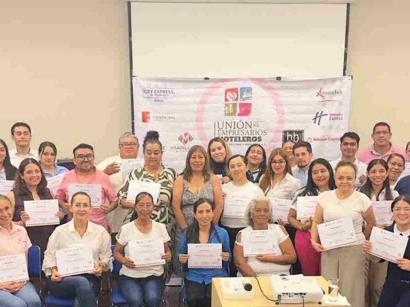 Reciben sector hotelero de Xalapa capacitación en liderazgo y atención turística