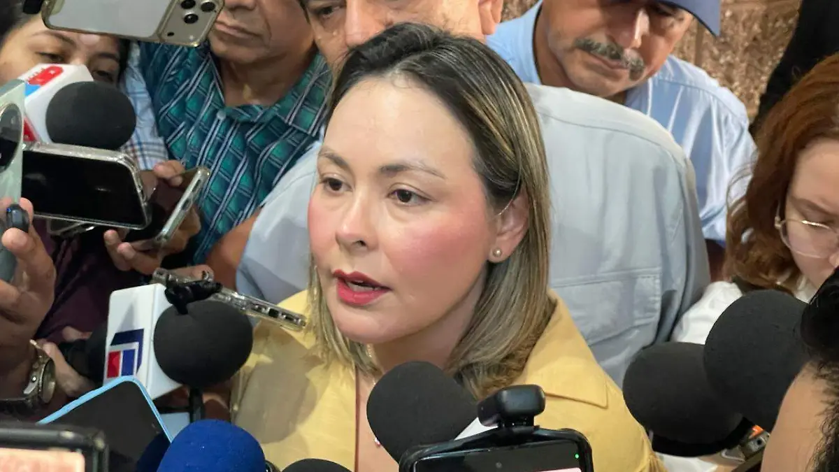 “Es falsa la información”: Yeraldine Bonilla desmiente rumores sobre Rubén Rocha