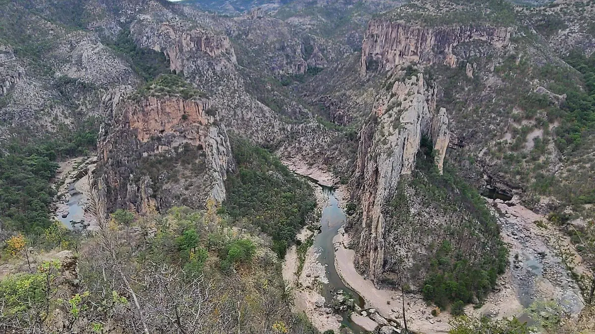 ¿La conoces? Comparten fotos de la “Doble Herradura”, una misteriosa formación rocosa en la Sierra Tarahumara