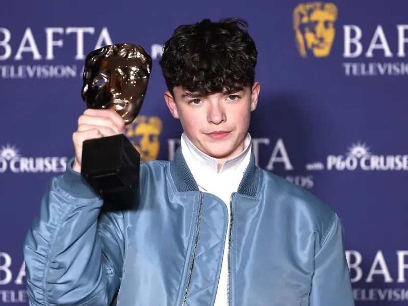 “Adolescencia” arrasa con cuatro máscaras en los premios BAFTA de Televisión