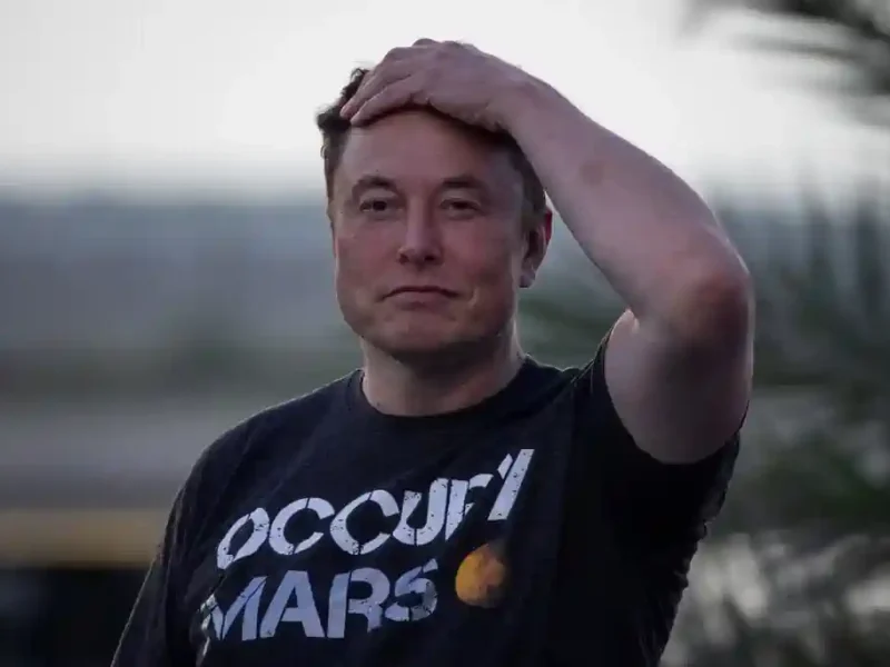 Elon Musk se convierte en el primer billonario del mundo