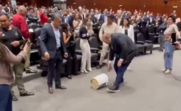 Los convenencieros de MC 