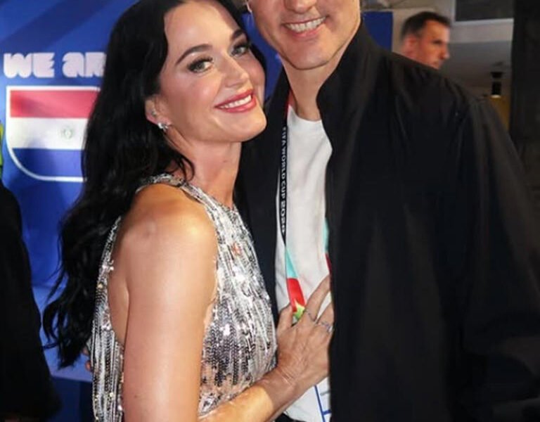 Katy Perry celebra la inauguración del Mundial con una fotografía junto a Justin Trudeau