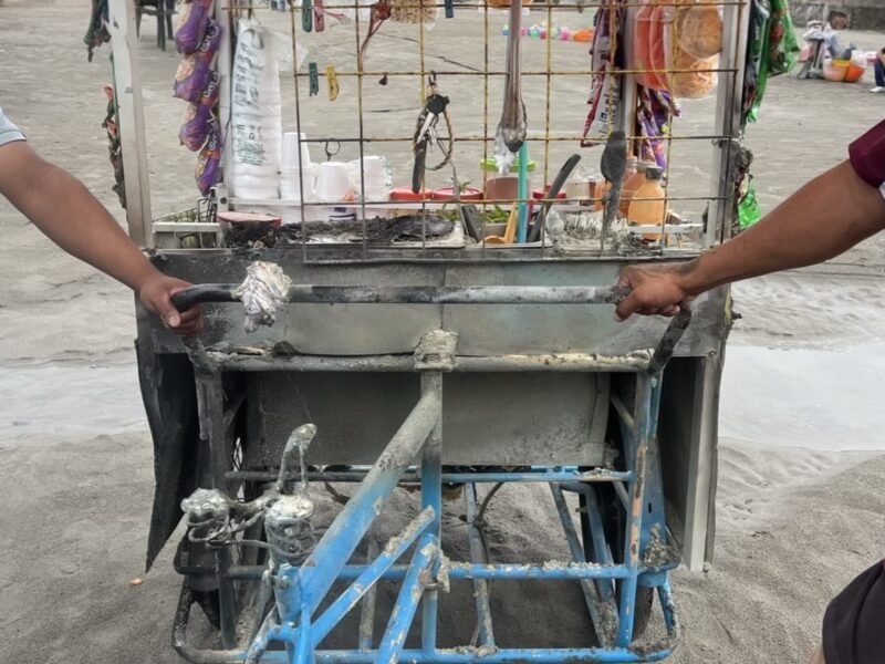 Atiende Protección Civil municipal de Veracruz incendio en comercio ambulante