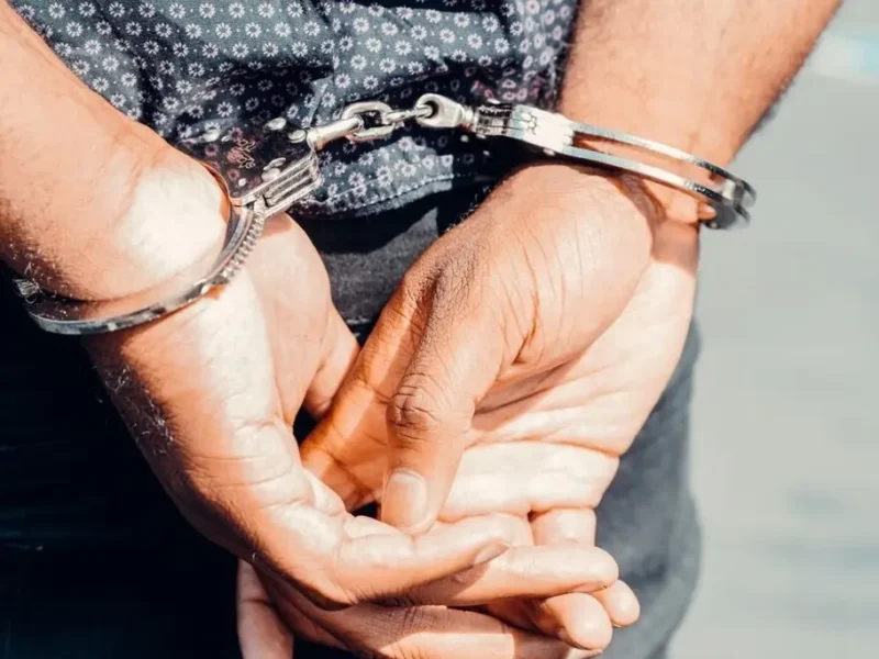 Fiscalía realiza 26 cateos en Veracruz; hay varios detenidos