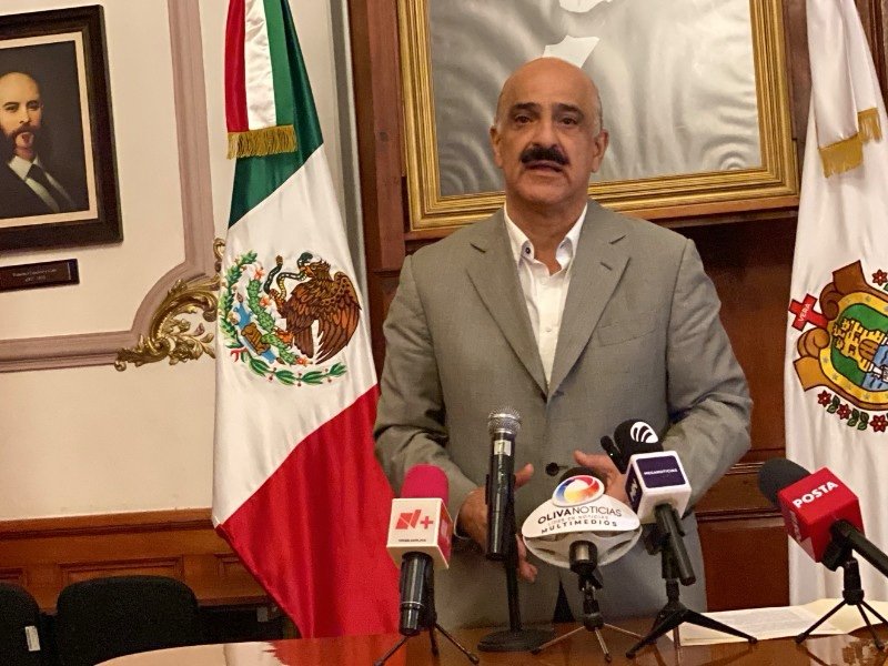 El titular de la Secretaría de Gobierno(SEGOB), Ricardo Ahued Bardahuil, informó que se revisan las 260 notarias para descartar nexos con el llamado cártel inmobiliario en el estado.