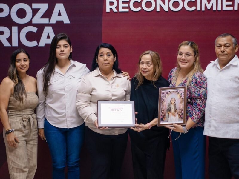 UN HOMENAJE A LAS Y LOS PIONEROS DE POZA RICA “RECONOCIMIENTO DE ORO”, POR PARTE DEL SISTEMA DIF MUNICIPAL Y EL GOBIERNO DE POZA RICA