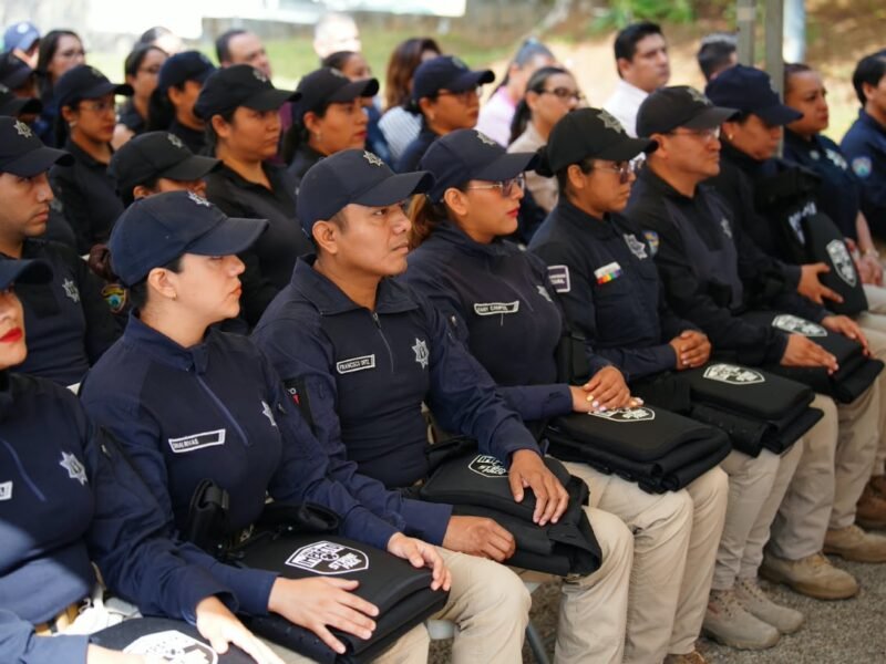 Con equipamiento, profesionalización y compromiso se fortalece la Policía Municipal de Xalapa