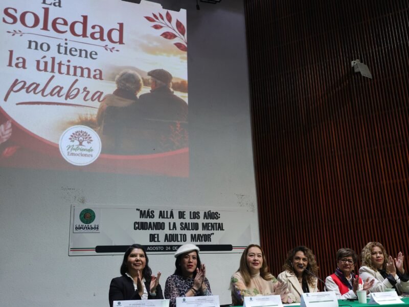 Señala Mónica Sandoval importancia de visibilizar y atender salud mental de personas adultas mayores; son necesarias en la sociedad