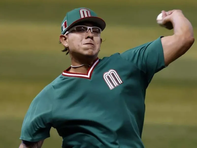 Julio Urías se apaga: tres años fuera y su carrera comienza a quedar en el olvido