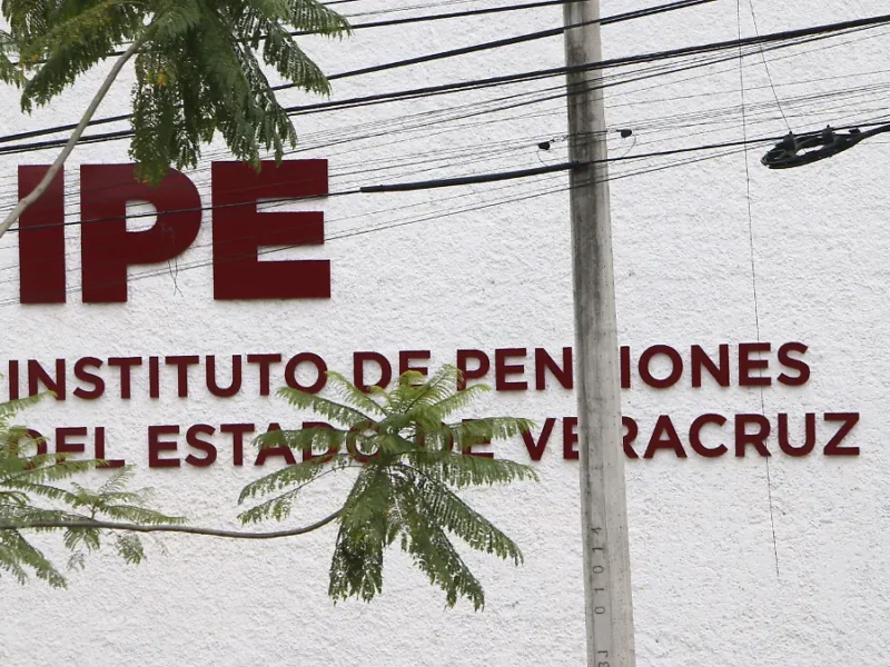 Trabajadores temen una menor pensión por el salario regulador del IPE; alrededor de 18 mil están próximos a jubilarse